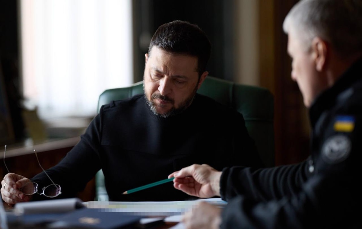 Фото для новини:Зеленський отримав важливі дані від ГУР