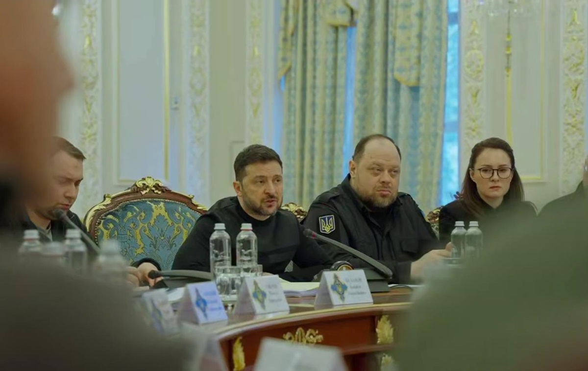 Фото для новини:Зеленський розкритикував Київ на засіданні РНБО