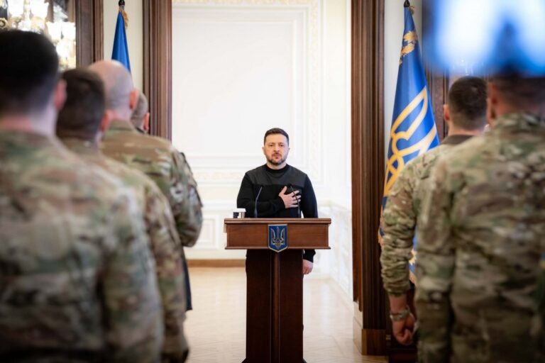 Фото для новини:Зеленський відзначив нагородами воїнів СБУ