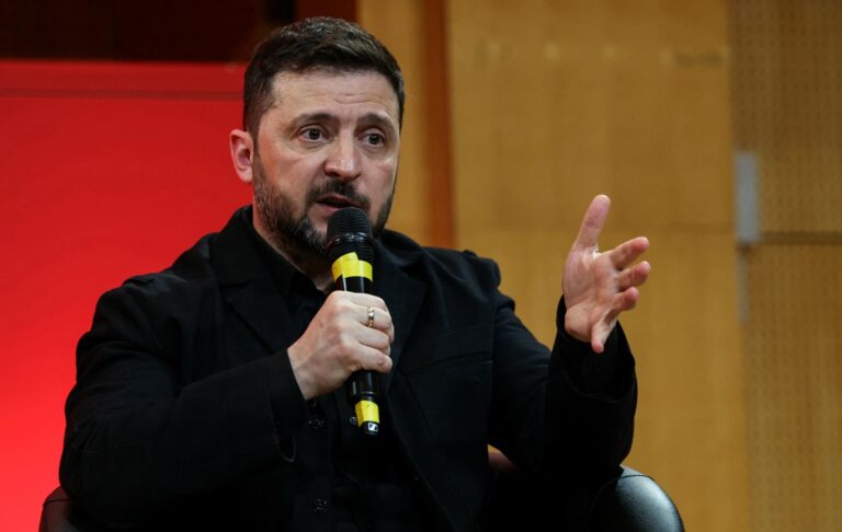 Фото для новини:Зеленський закликав Трампа і Стармера примиритися