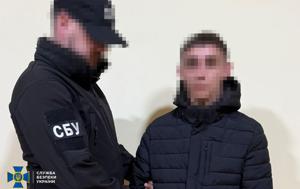 Фото для новини:Житель Закарпаття намагався зареєструвати Starlink для росіян