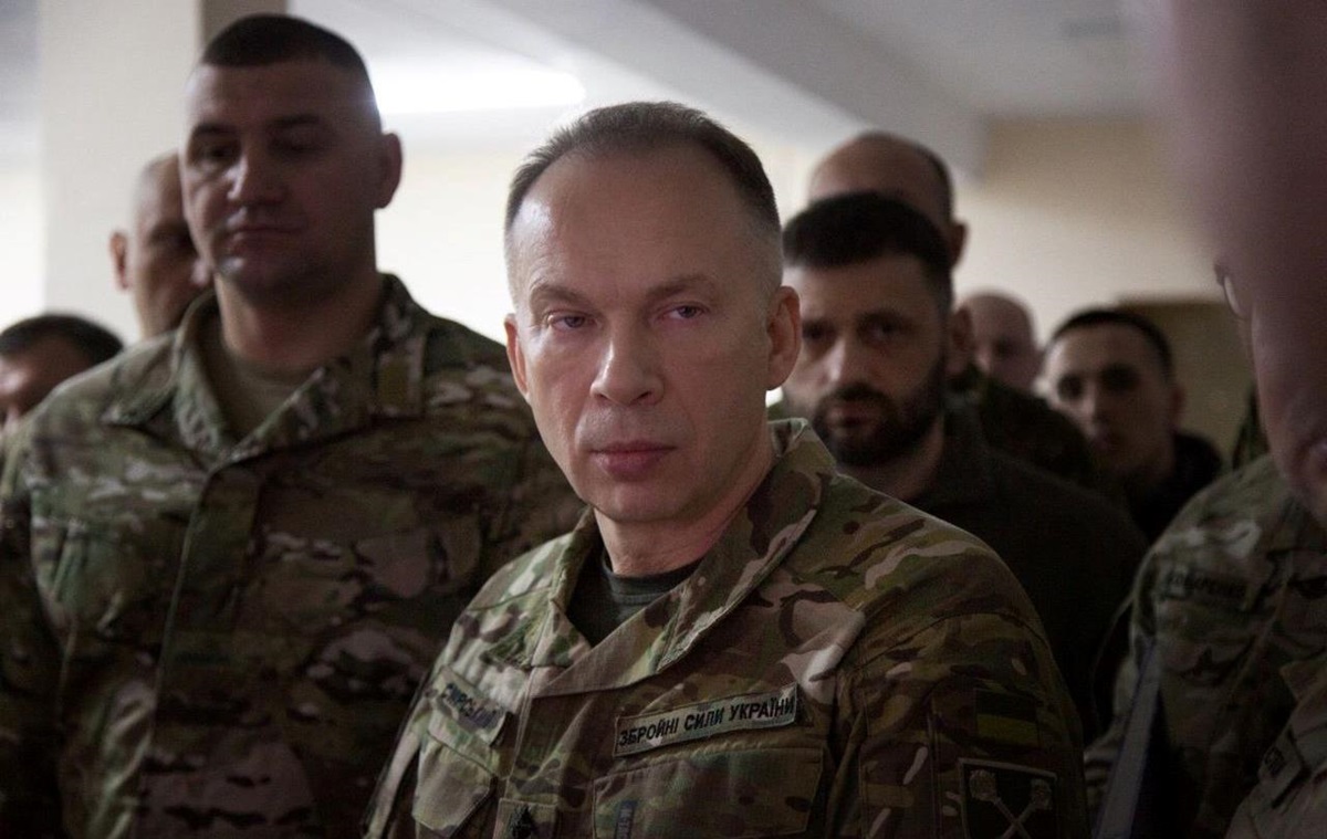 Фото для новини:ЗСУ просуваються вперед на півдні - Сирський