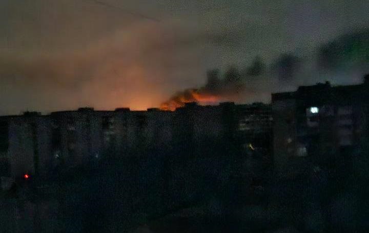 Фото для новини:ЗСУ уразили Алчевський меткомбінат і ешелон росіян