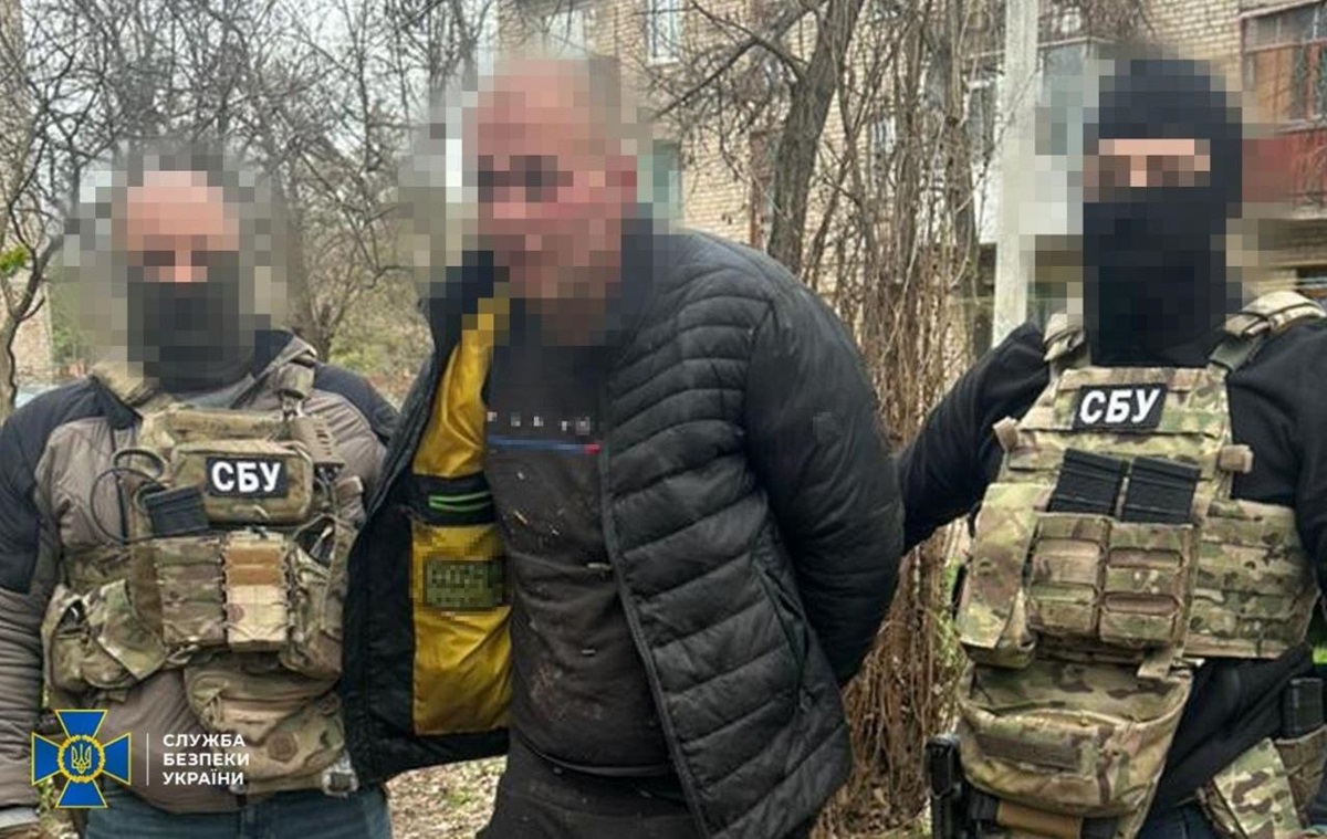 Фото для новини:Агент ГРУ підпалив бронетранспортер ЗСУ в Краматорську