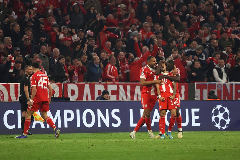 Фото для новини:Баварія зберегла свій інтерес у Лізі чемпіонів, обігравши Реал