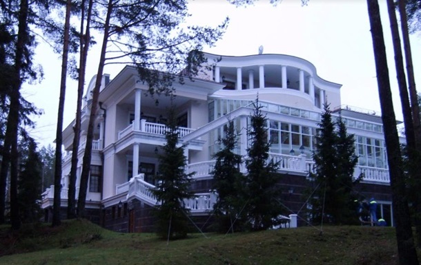 Фото для новини:Біля резиденції Путіна звели нові вежі ППО - ЗМІ