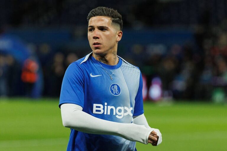 Фото для новини:Челсі хоче утримати одного з лідерів півзахисту