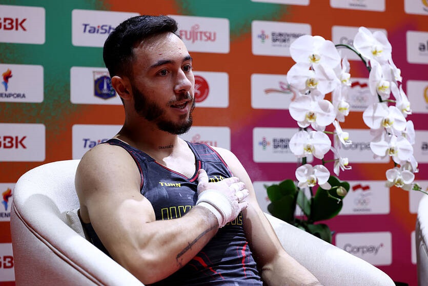 Фото для новини:Чепурний із бронзою на Кубку світу в опорному стрибку став лідером заліку