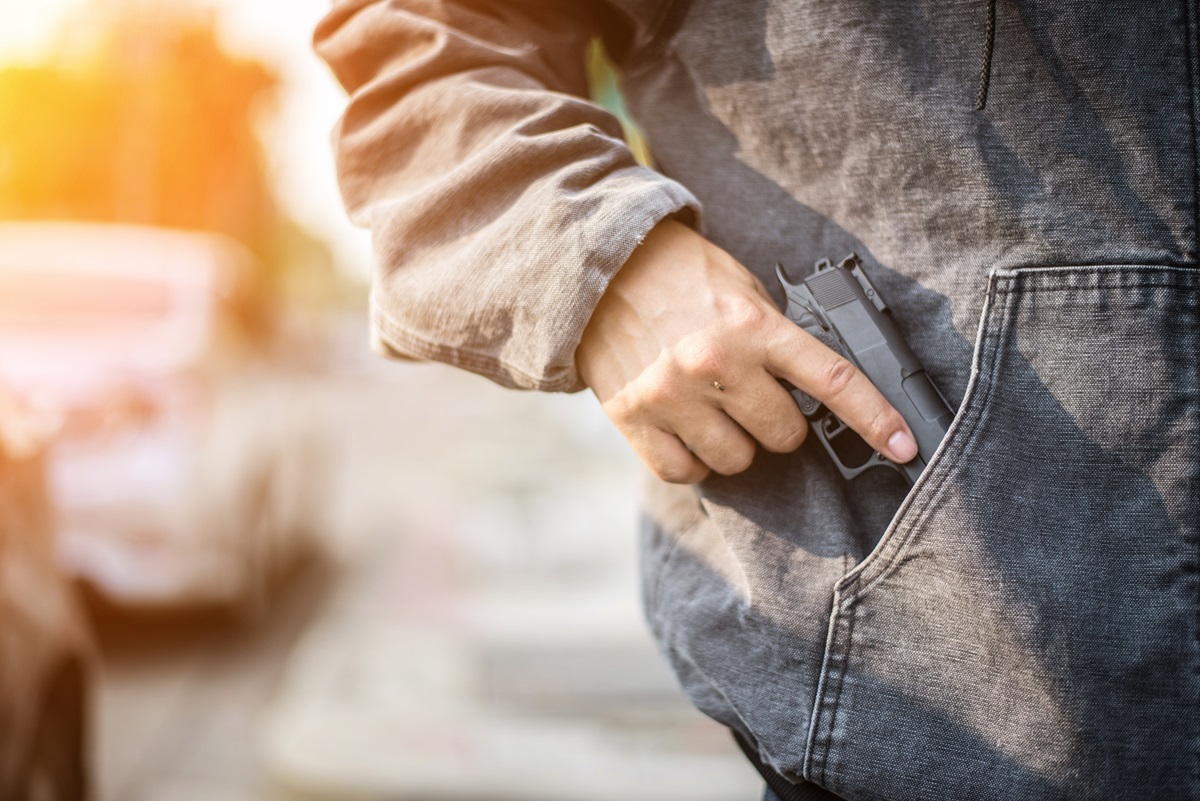 Фото для новини:Чоловік відкрив стрілянину у Хмельницькому