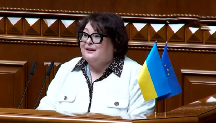 Фото для новини:Депутатка від Слуги народу склала присягу у Раді