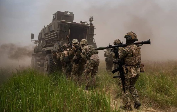 Фото для новини:До лав ЗСУ долучилися понад 12 тисяч колишніх ув&rsquo;язнених - Мін&rsquo;юст