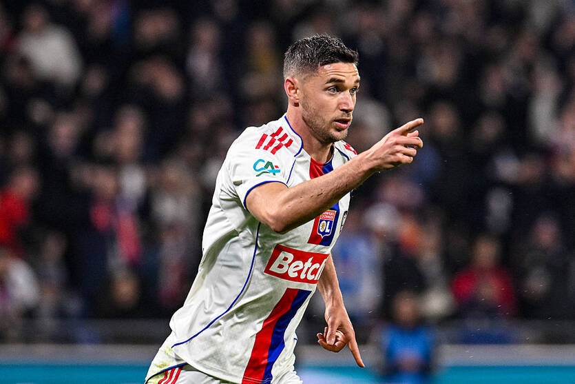 Фото для новини:Двоє українців увійшли до символічної збірної туру Ліги 1