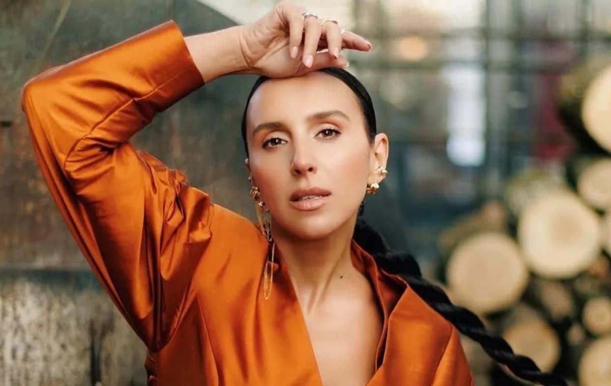 Фото для новини:Джамала заявила, що її затримували в аеропорту через переслідування РФ