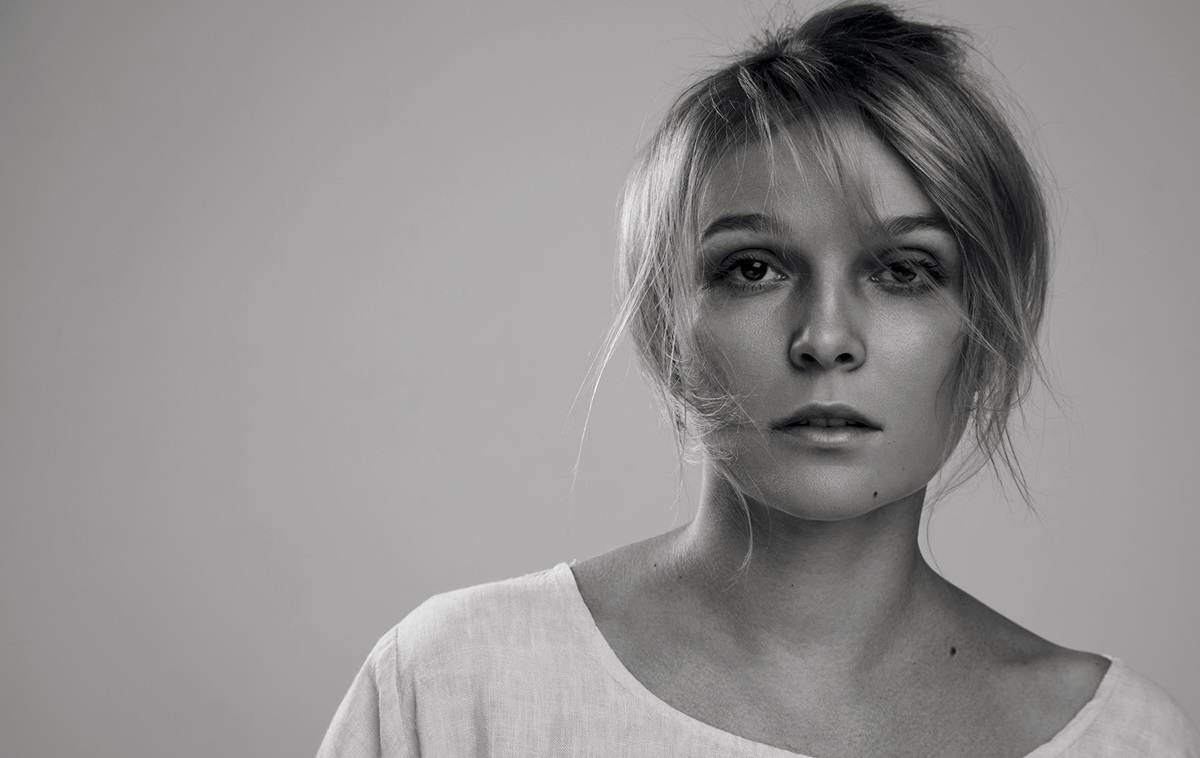 Фото для новини:Ексзірка російського кіно втратила кар&rsquo;єру, але обрала життя в Україні