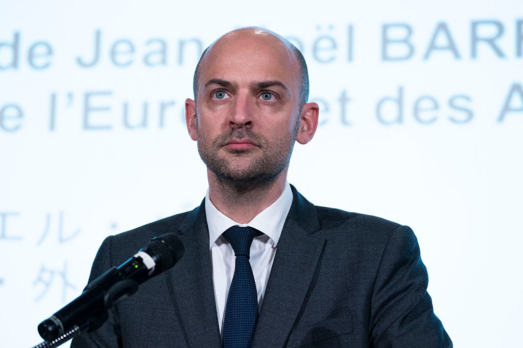 Фото для новини:Франція розкритикувала розмови Сіярто з Лавровим