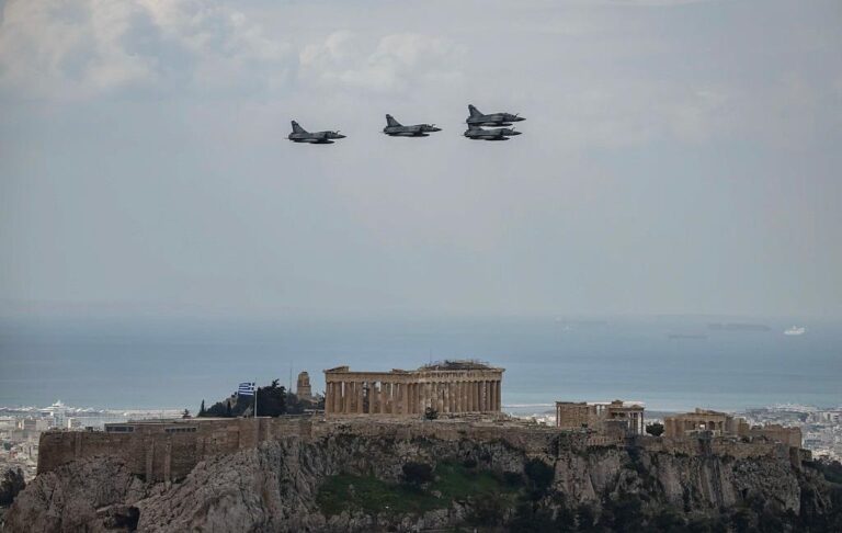 Фото для новини:Франція запропонує Греції передати Україні всі винищувачі Mirage - ЗМІ