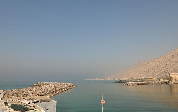 Фото для новини:Іран погодився розблокувати Ормузьку протоку