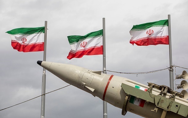 Фото для новини:Іран виставив рахунок сусідам за операцію США та Ізраїля