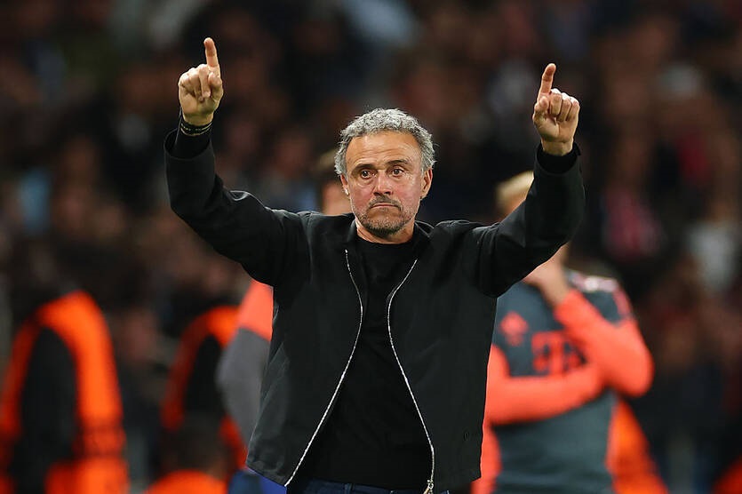 Фото для новини:Історичний успіх: тренер ПСЖ обійшов Гвардіолу