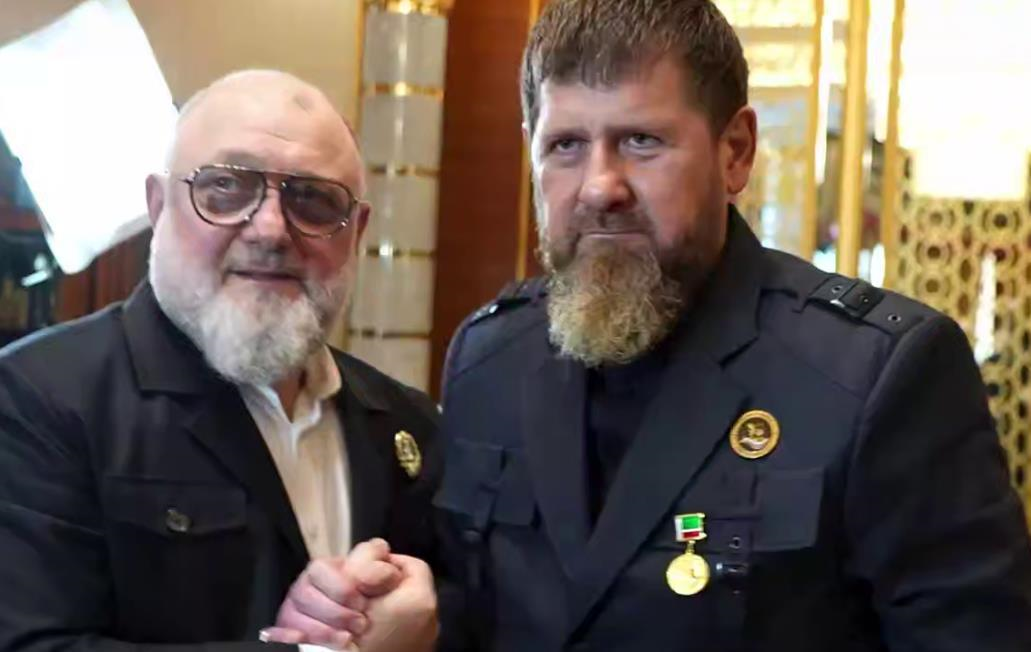 Фото для новини:Кадирову дали медаль За внесок у розвиток науки