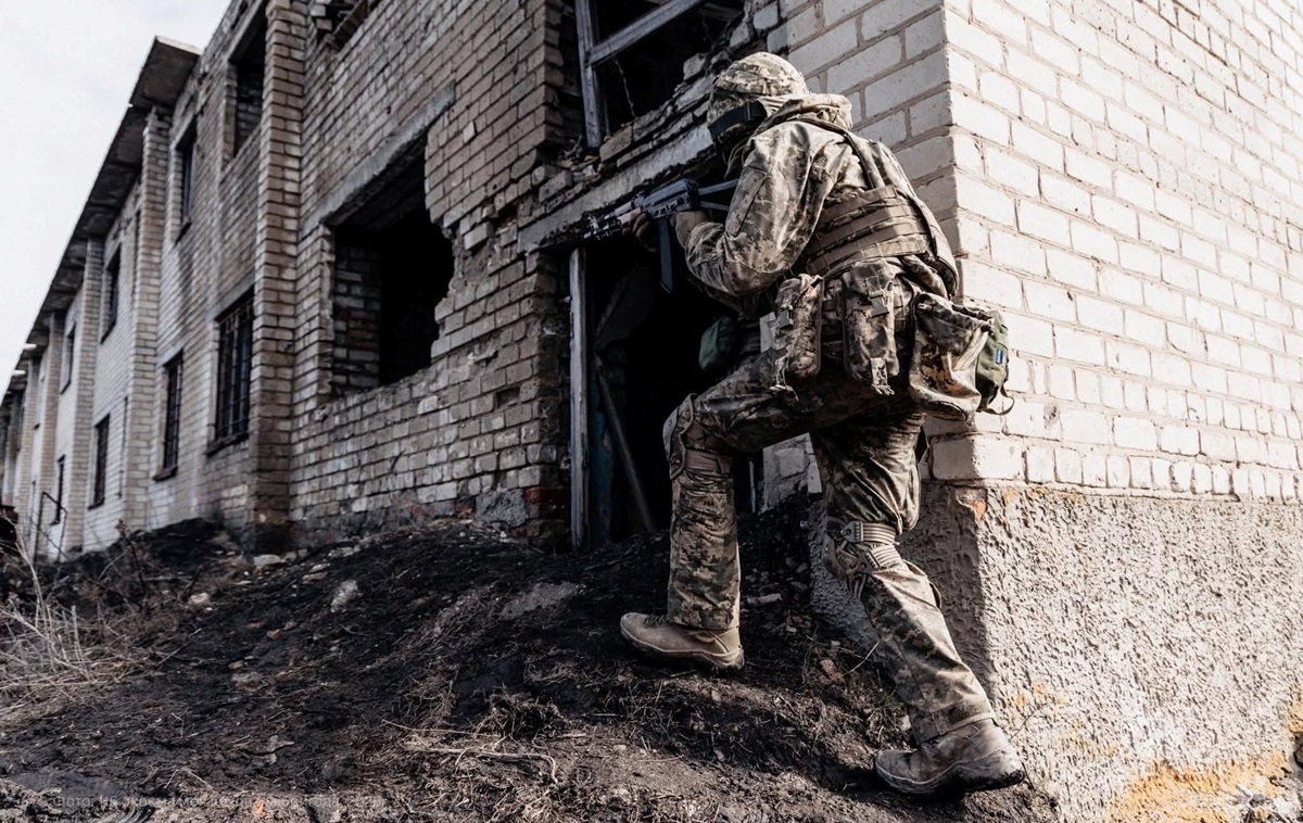 Фото для новини:Кількість російських атак на фронті зменшилася