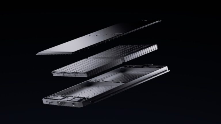 Фото для новини:Китайська CATL створила автобатарею, що повністю заряджається за 6 хвилин