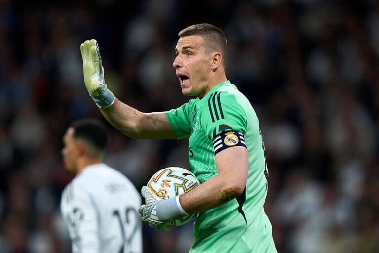 Фото для новини:Лунін став капітаном на матч Реала