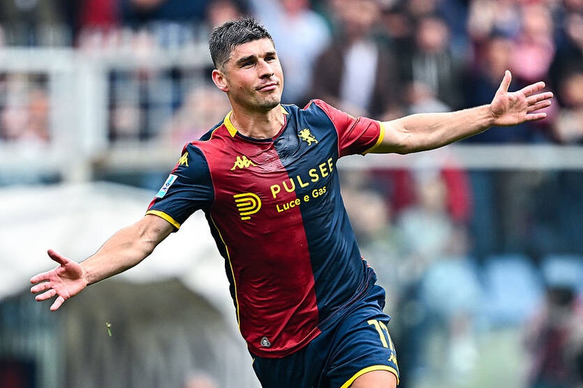 Фото для новини:Маліновський забив видовищний гол у матчі з Сассуоло