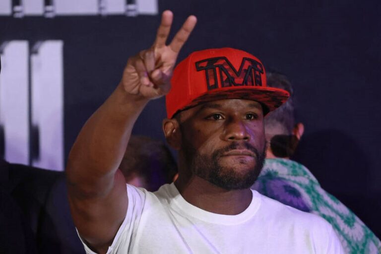 Фото для новини:Мейвезер анонсував наступний поєдинок