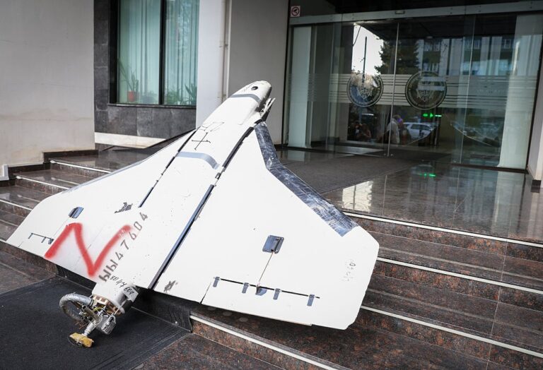 Фото для новини:На будинок у Кишиневі впав об&rsquo;єкт, схожий на дрон