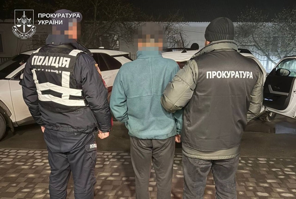 Фото для новини:На Хмельниччині вітчима підозрюють у зґвалтуванні малолітньої падчерки