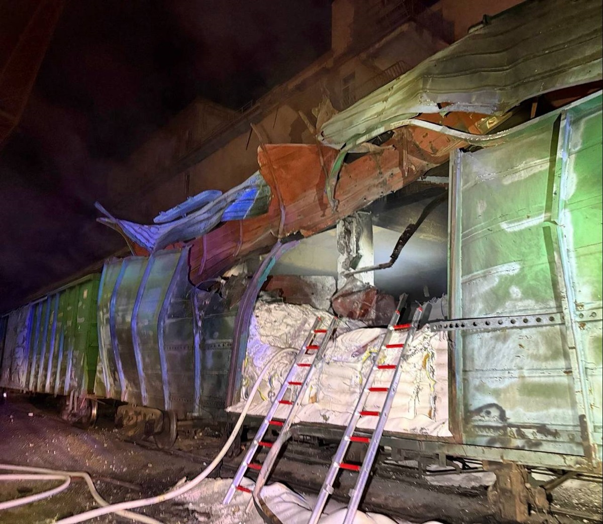 Фото для новини:На Одещині через атаку дронів пошкоджені портові обʼєкти