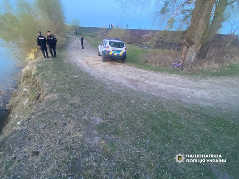 Фото для новини:На Рівненщині потонув трирічний хлопчик, ще одну дитину шукають