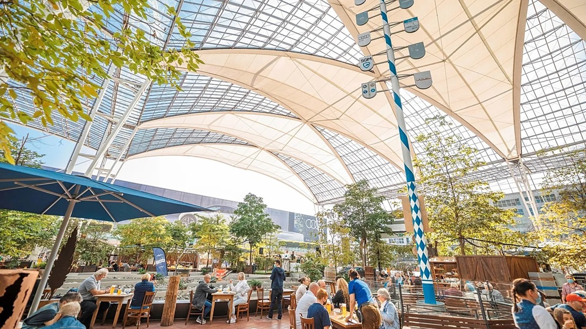 Фото для новини:Названо аеропорти світу з найкращою їжею: Європа увірвалась в ТОП-10