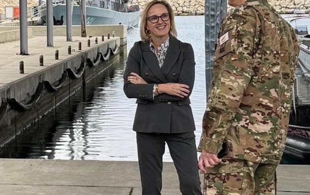 Фото для новини:Не через Трампа: у Держдепі назвали причину звільнення Девіс