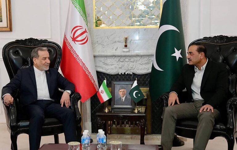 Фото для новини:Пакистан назвав умову відновлення переговорів між США й Іраном - ЗМІ