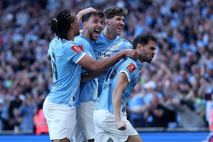 Фото для новини:Перемога в півфінальній грі зробила Манчестер Сіті фіналістом Кубка Англії