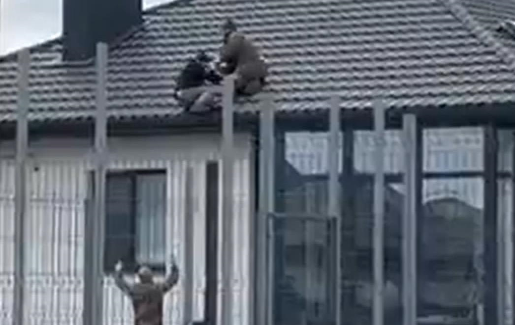 Фото для новини:Під Луцьком військовий ТЦК скинув чоловіка з даху