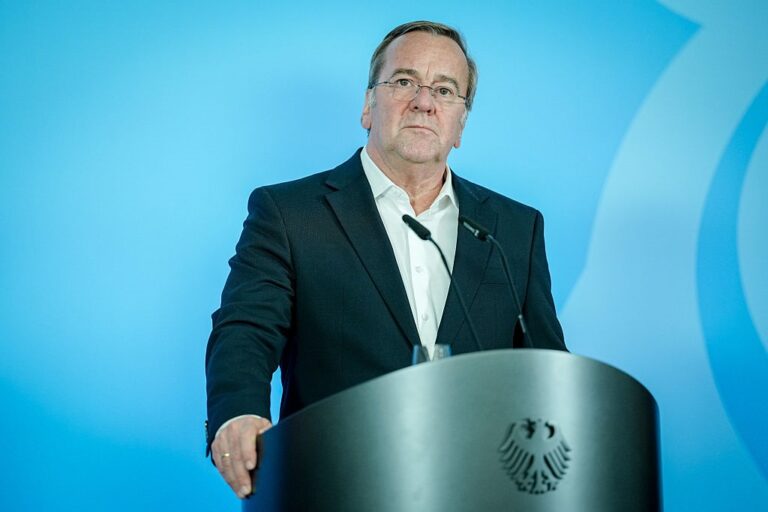 Фото для новини:Пісторіус пояснив вигоди від співпраці з Україною