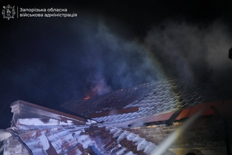 Фото для новини:Росія атакувала житлові райони Запоріжжя дронами