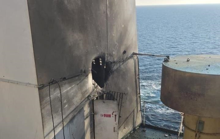 Фото для новини:Росіяни атакували судно в Українському морському коридорі