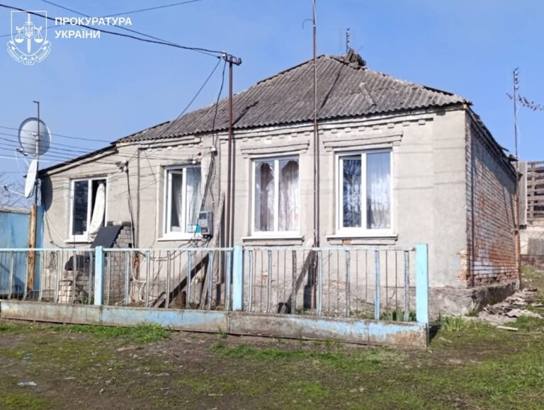 Фото для новини:Росіяни вдарили КАБами по Харківщині: є поранені