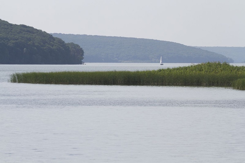 Фото для новини:Росіяни вдарили КАБами по водосховищі на Харківщині