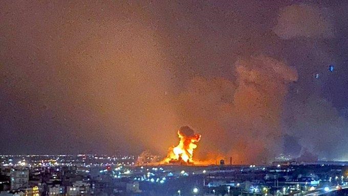 Фото для новини:США та Ізраїль розпочали удари по Ірану - ЗМІ