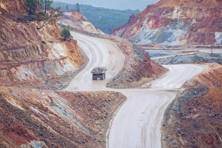 Фото для новини:США та ЄС готують угоду щодо критично важливих мінералів