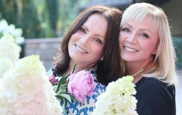 Фото для новини:Стало відомо, де зараз живе Софія Ротару