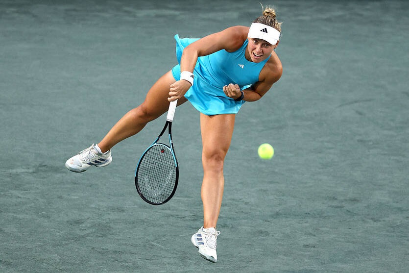 Фото для новини:Стародубцева перший фінал WTA 500 програла