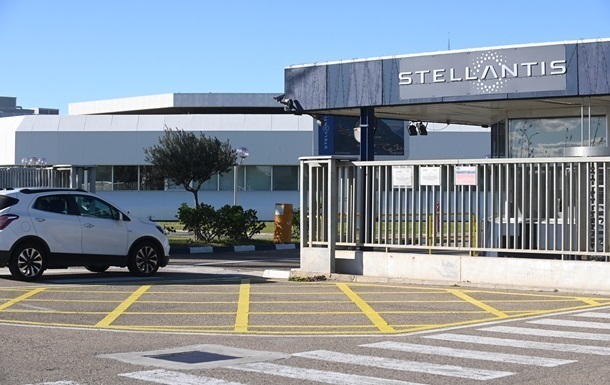 Фото для новини:Stellantis зробить ставку на ключові бренди для виходу з кризи - Reuters