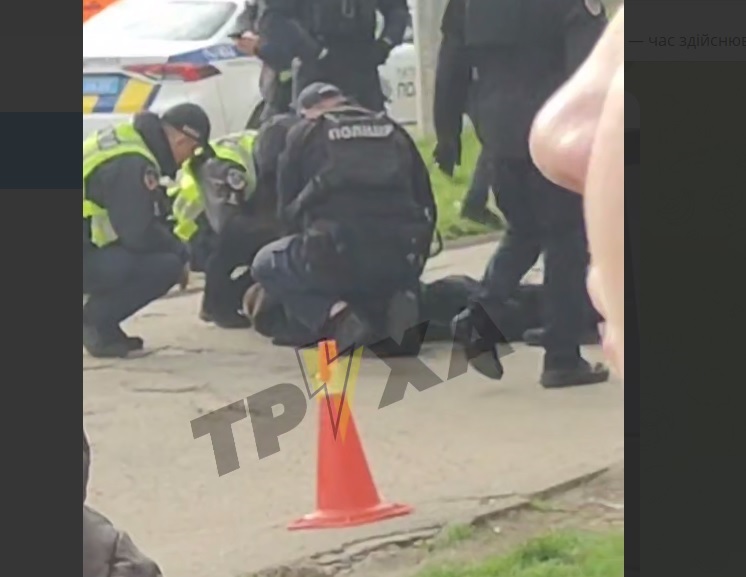 Фото для новини:Стрілянина на вулиці у Чернігові: заява поліції