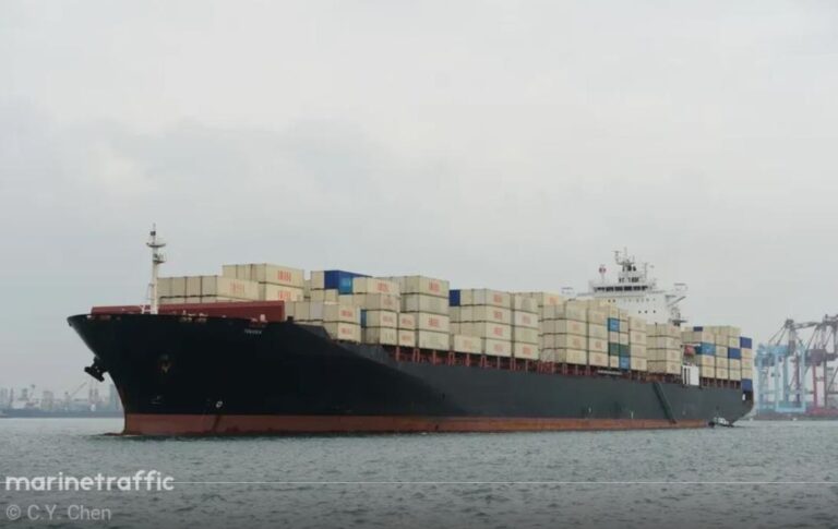 Фото для новини:Трамп заявив про заоплення іранського судна в Оманській затоці